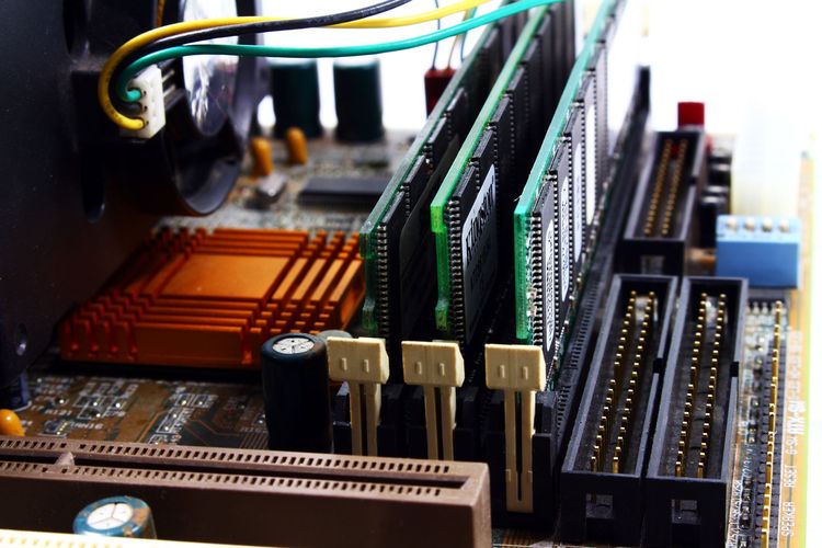 A warning: 4GB RAM upgrade for the Synology DS412+